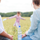 IDM Familie in der Natur