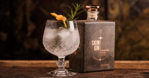 Skin Gin Flasche Glas