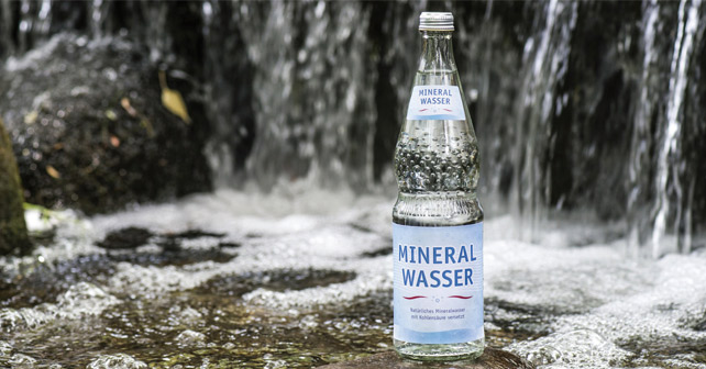 Mineralwasser Flasche Quelle