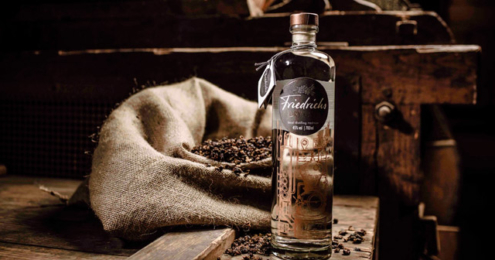 Friedrichs Dry Gin Holz