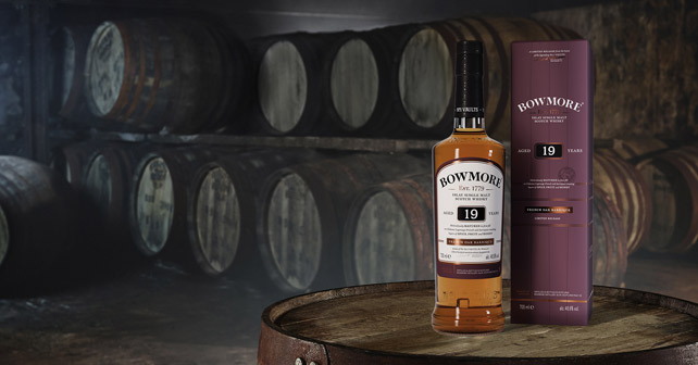 Bowmore 19 YO Single Malt