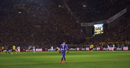 effect®-Werbebande im Stadion des BVB