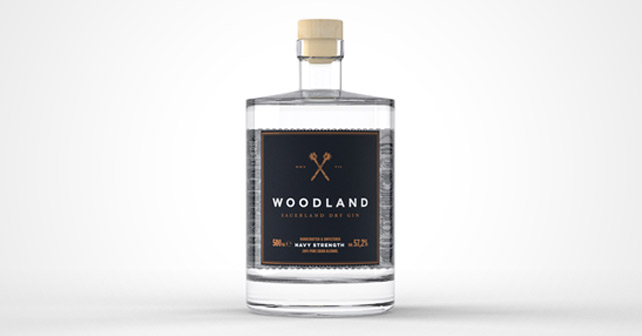 Woodland Navy Strength Flasche