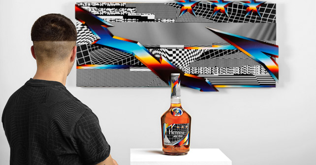 Hennesy Felipe Pantone