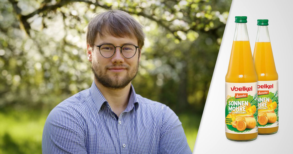 Jurek Voelkel mit Sonnenmöhresaft