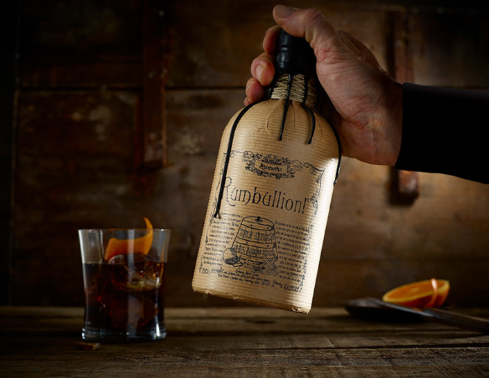 „Bathtub Gin“ und „Rumbullion!“ jetzt im Sortiment von AB InBev Deutschland