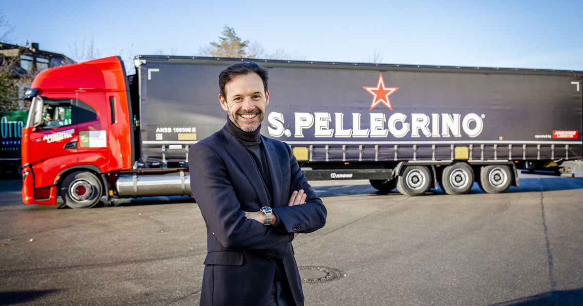 s pellegrino lkw