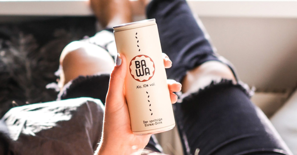 Pfälzer Tradition, geboren in Köln: BAWA Eistee-Drink und Eistee-Likör