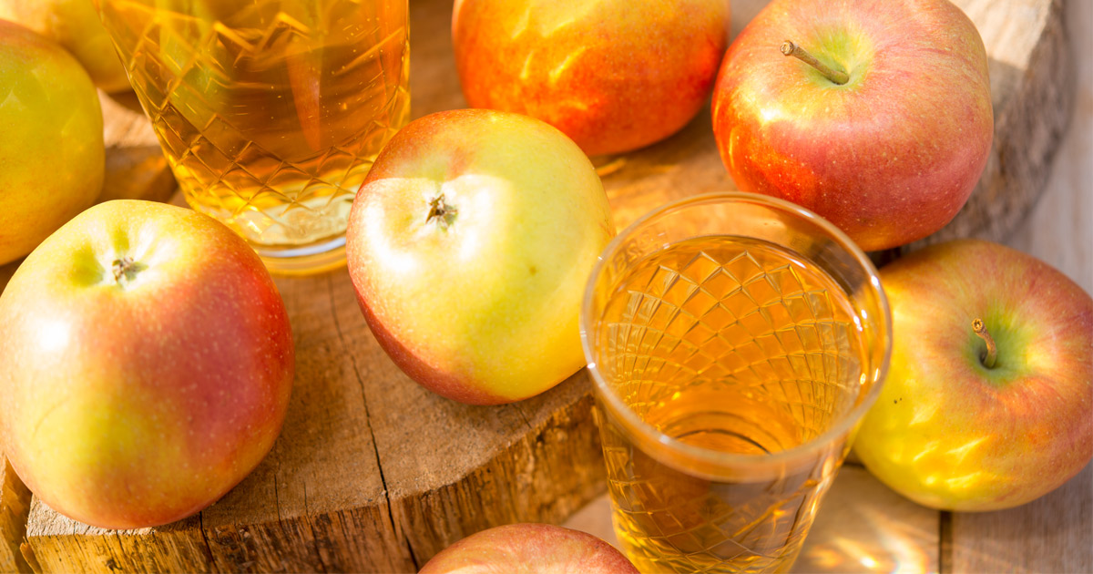 cider in traditional drinking glass