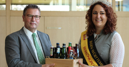 Bierkönigin Irina Peter Hauk Landtag