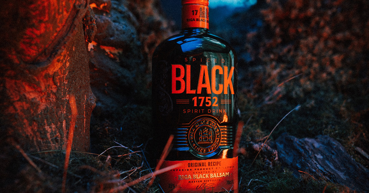 Black 1752 Rum