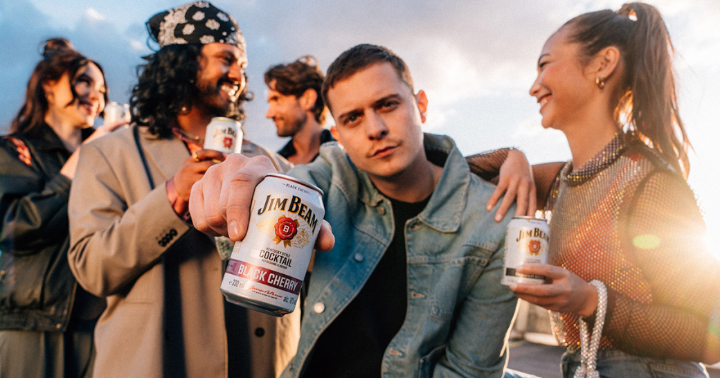 Neu in der „Ready to drink“Runde Jim Beam Black Cherry