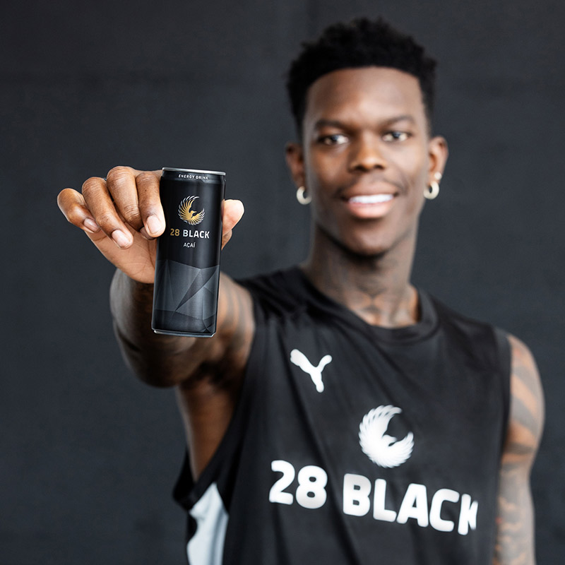 28 Black dennis schröder