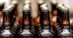 Bier Flaschen Export Adobe Stock