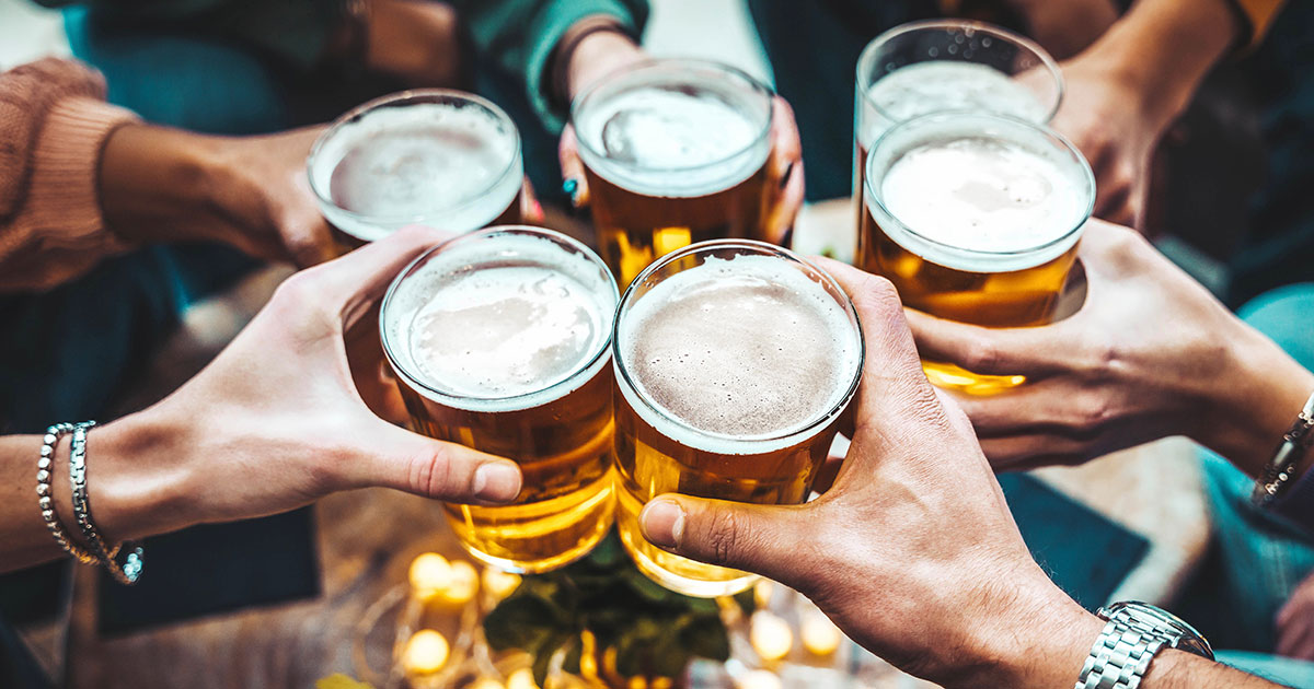 Bier- Prost Gläser Adobe Stock